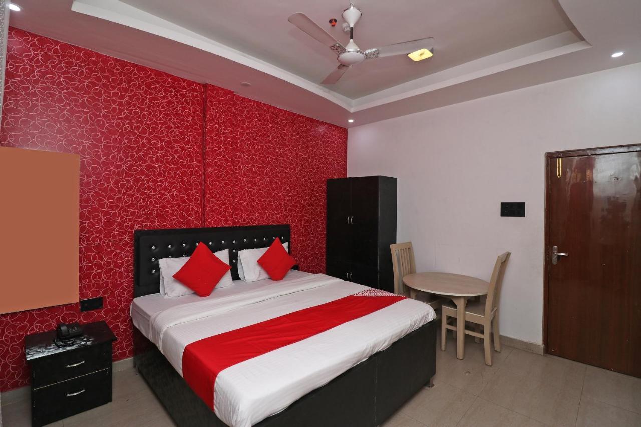 Oyo 62539 Hotel Shree Gopal Puri Exteriör bild