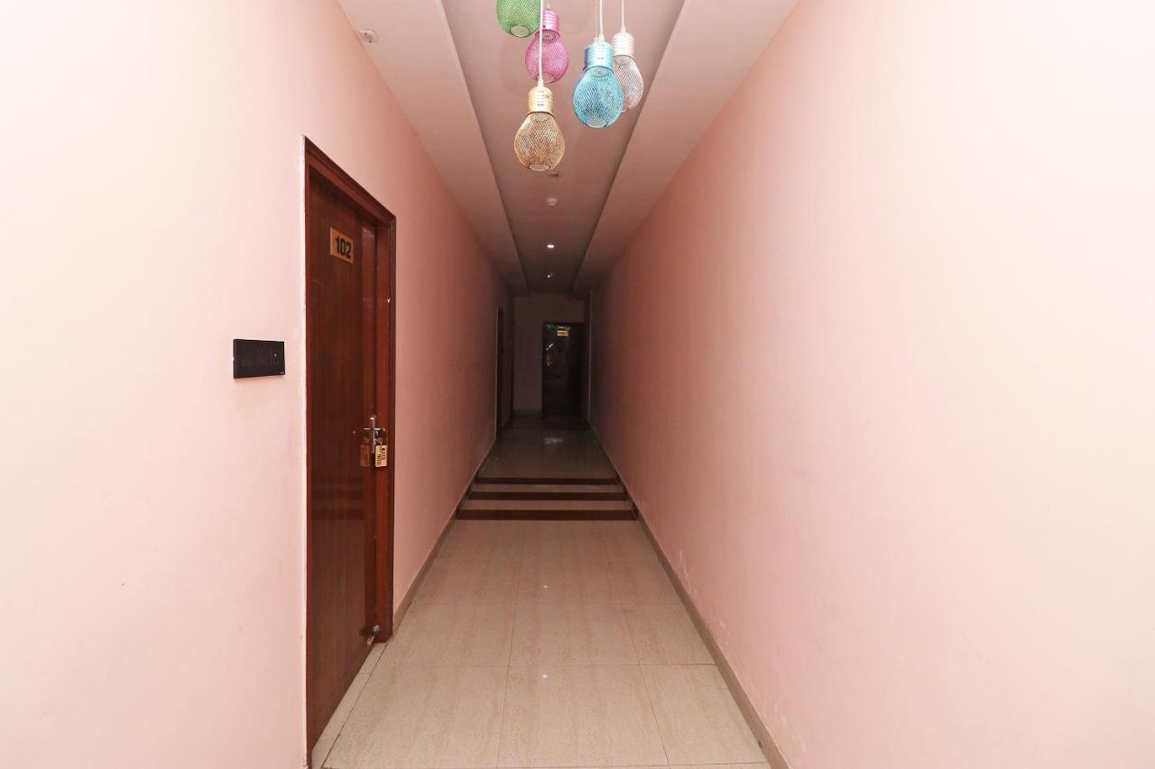 Oyo 62539 Hotel Shree Gopal Puri Exteriör bild